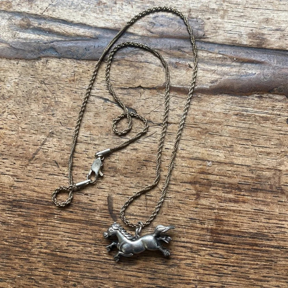 One of a kind sterling silver horse pendant - Picture 1 of 10